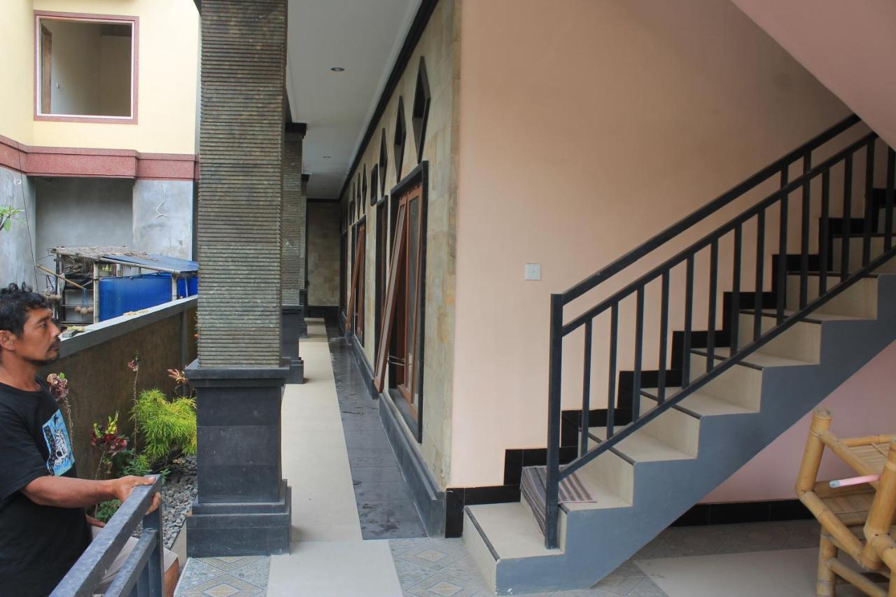 Sukawati Waterfall Guest House מראה חיצוני תמונה